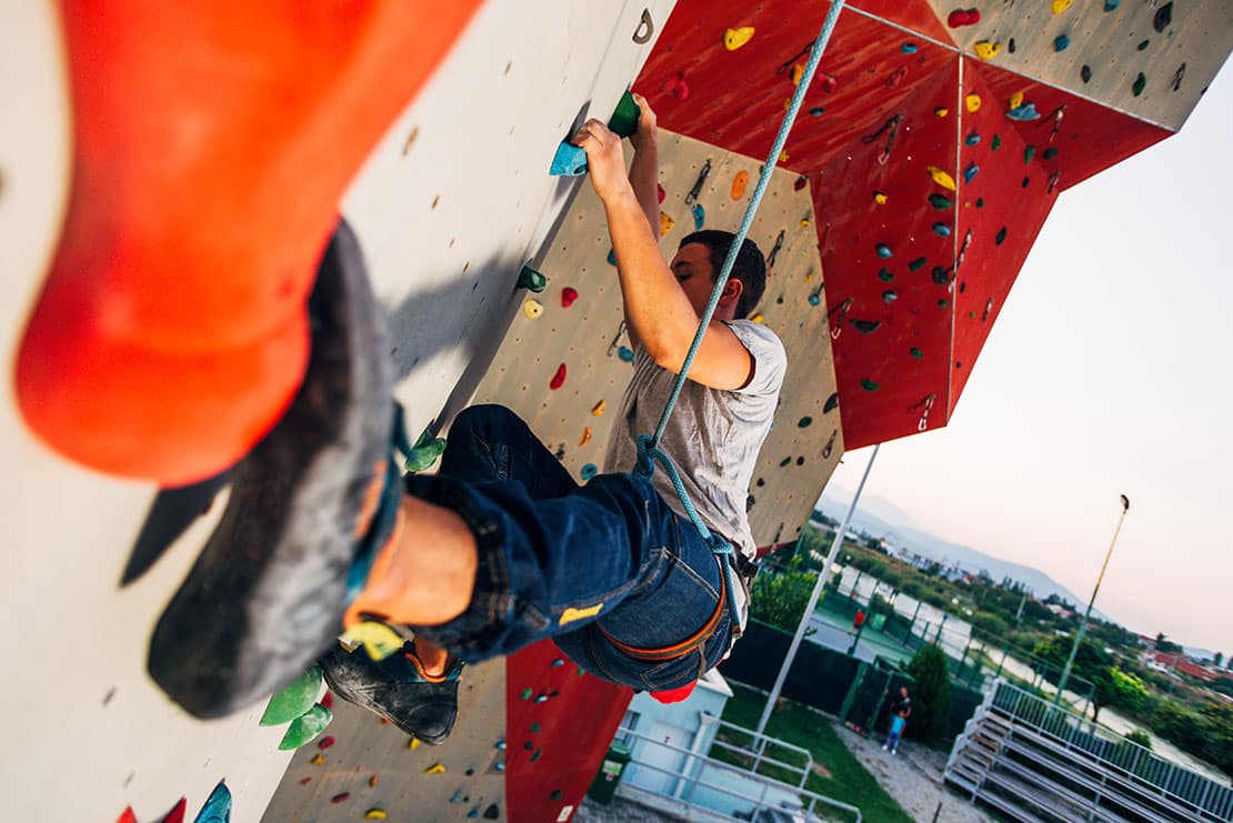 Trendsport Bouldern – ein Hobby, was fit macht